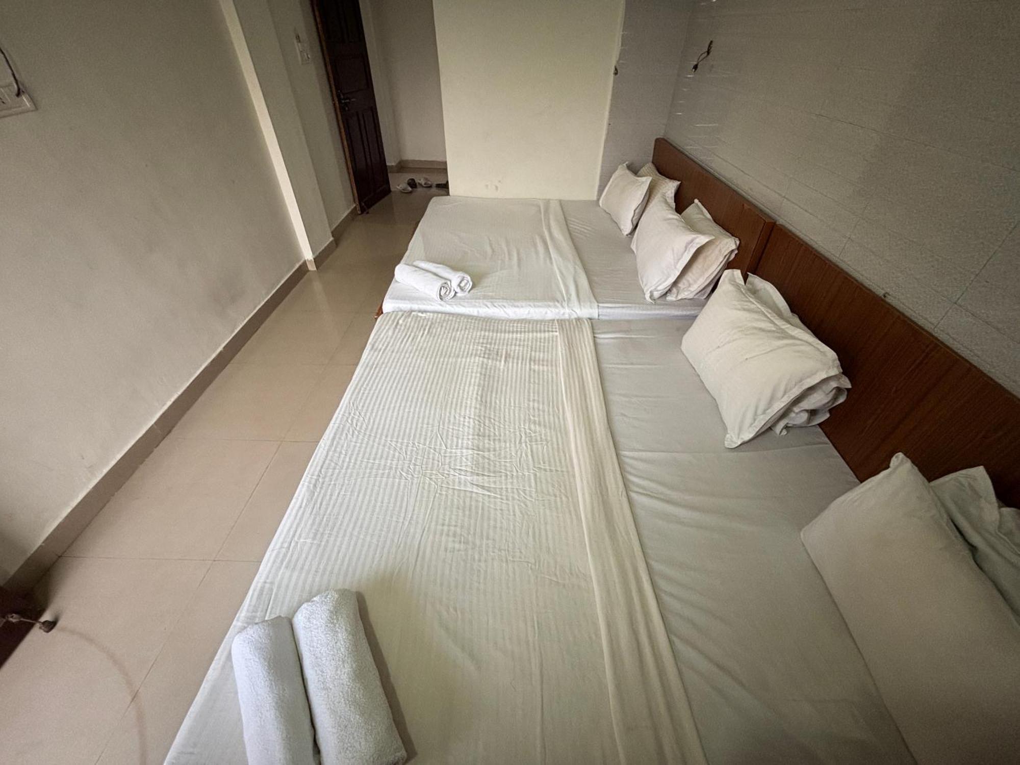 Mehar Rooms Baga Extérieur photo